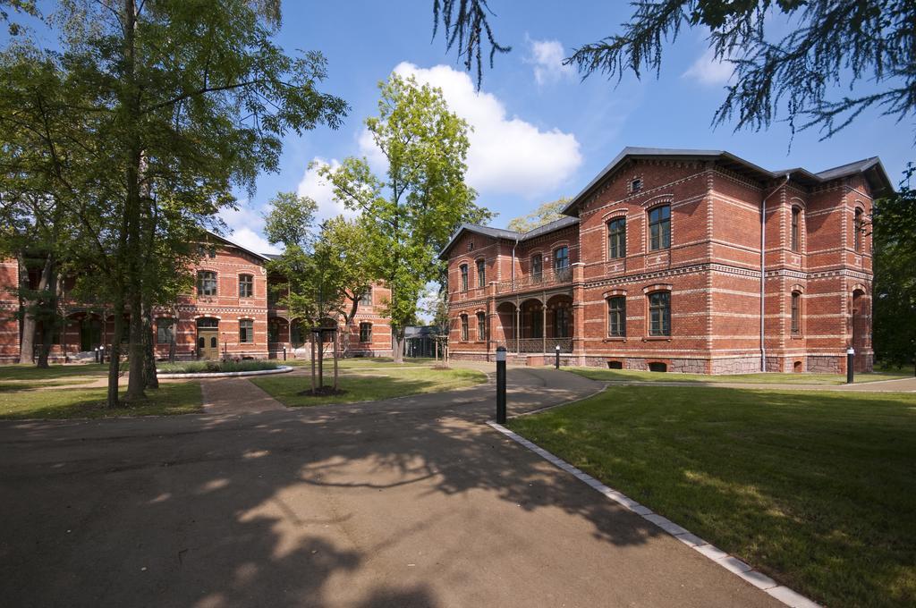Апарт отель Boardinghaus Weinberg Campus Галль Экстерьер фото